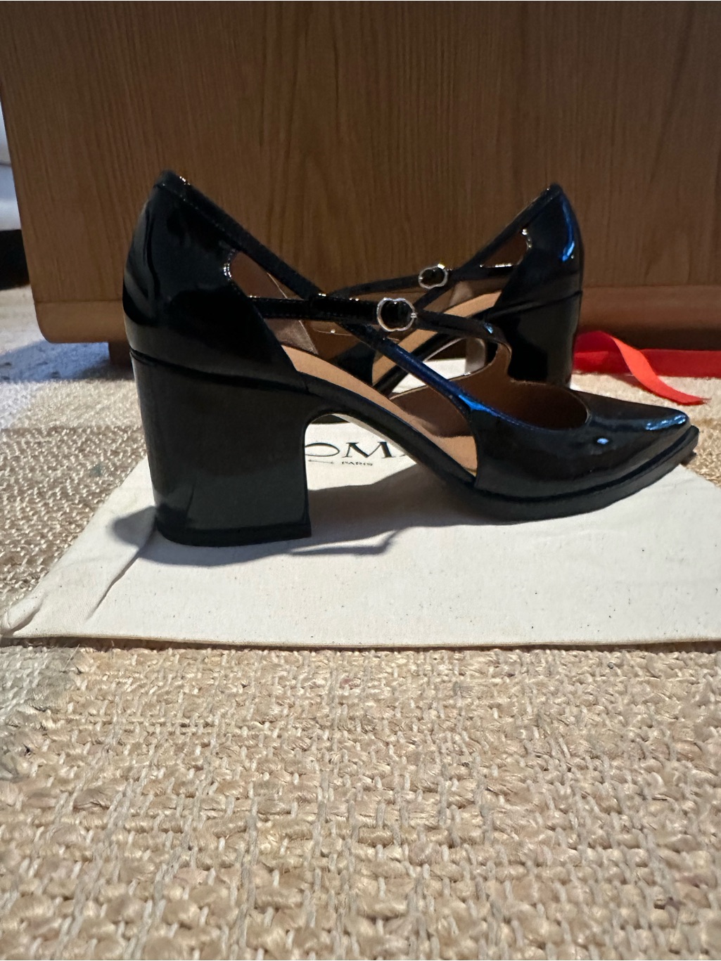 Nomasei The Office Black Patent Leather Pointed Toe Size 38 — image 5 of 6